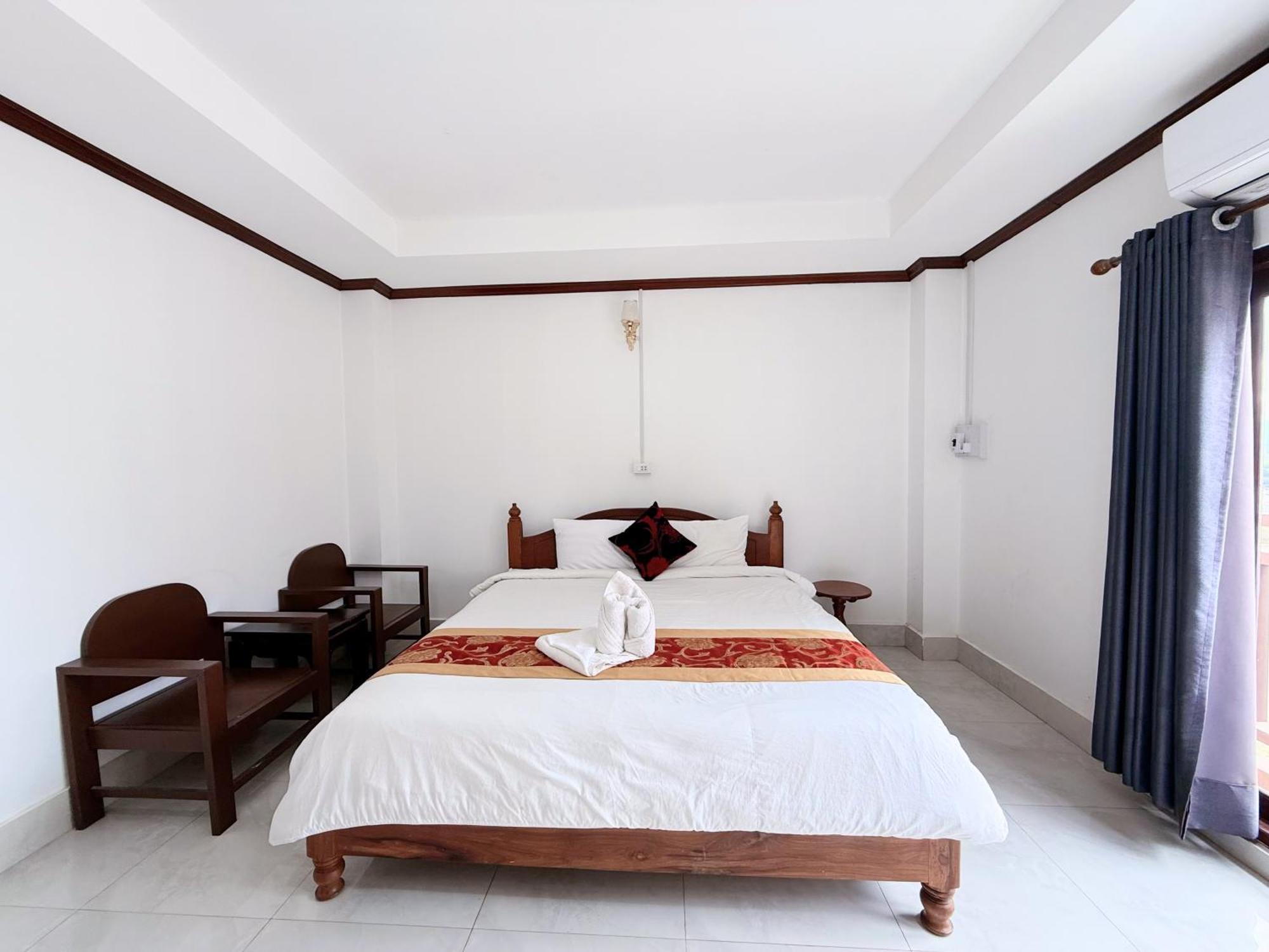 Vangvieng Sisavang Mountain View Hotel Vang Vieng Ngoại thất bức ảnh