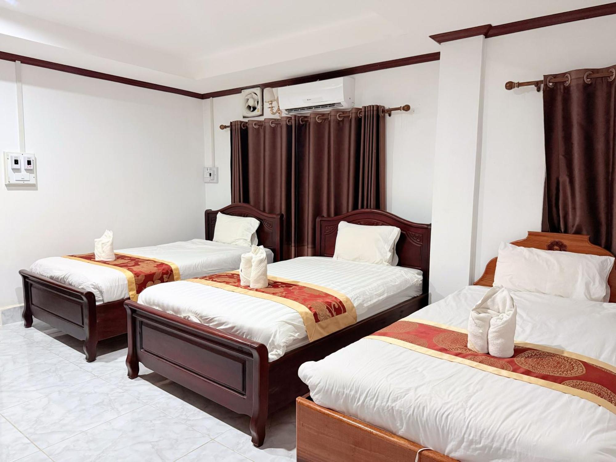 Vangvieng Sisavang Mountain View Hotel Vang Vieng Ngoại thất bức ảnh