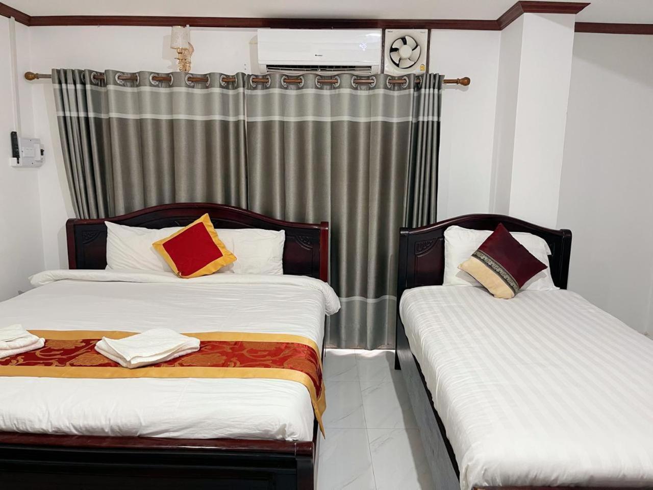 Vangvieng Sisavang Mountain View Hotel Vang Vieng Ngoại thất bức ảnh