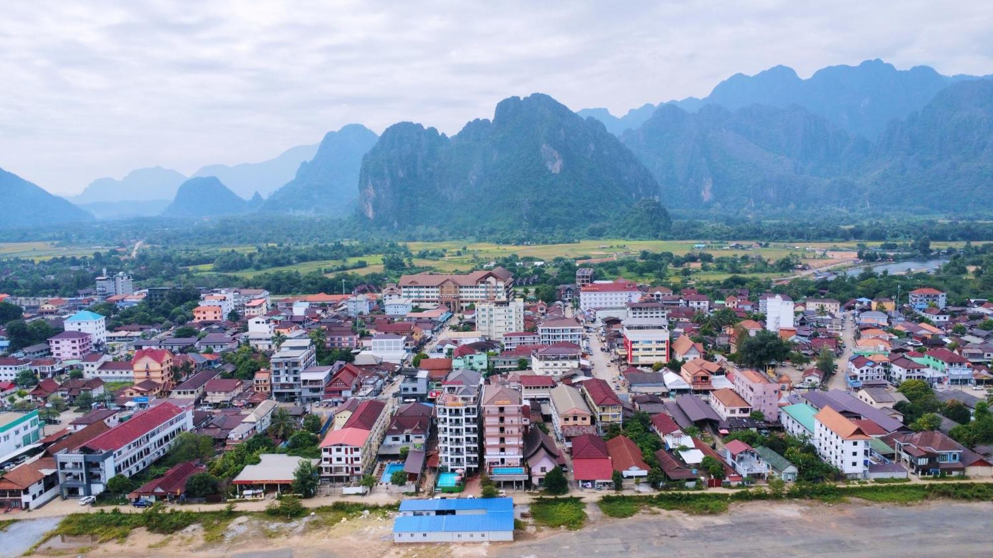 Vangvieng Sisavang Mountain View Hotel Vang Vieng Ngoại thất bức ảnh