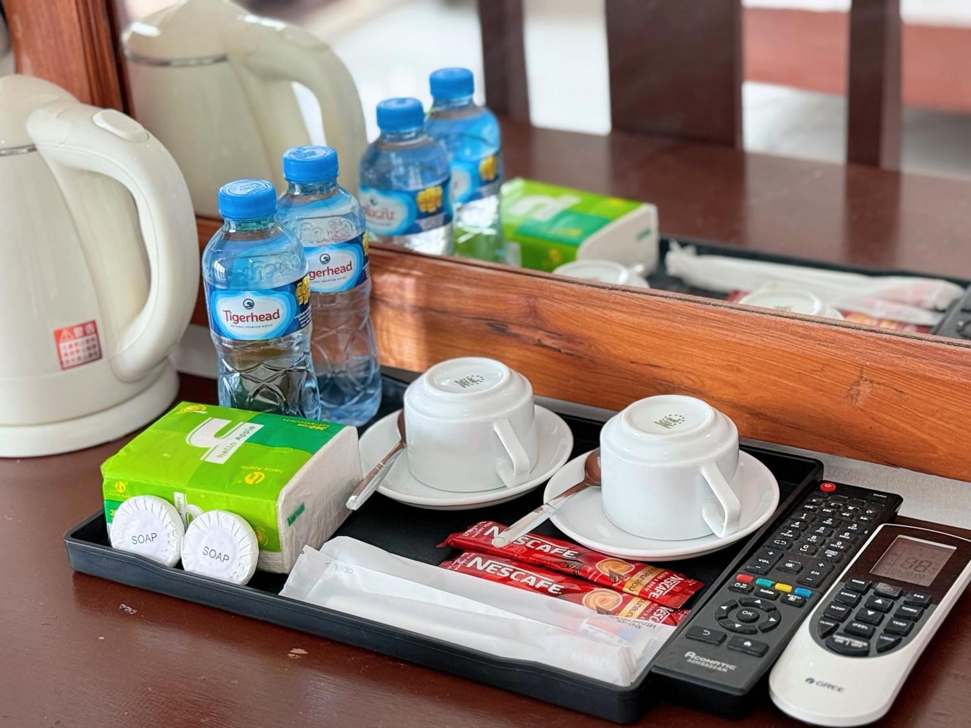 Vangvieng Sisavang Mountain View Hotel Vang Vieng Ngoại thất bức ảnh