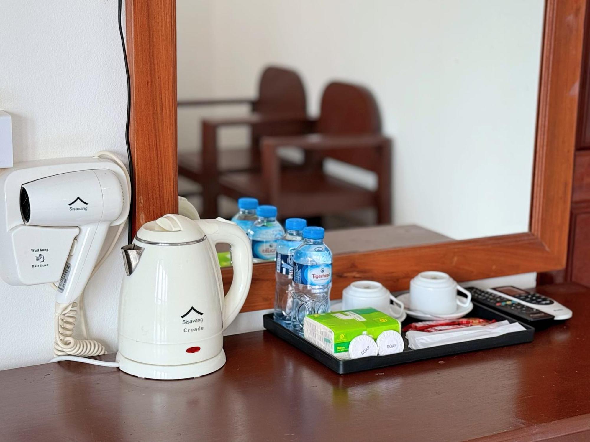Vangvieng Sisavang Mountain View Hotel Vang Vieng Ngoại thất bức ảnh