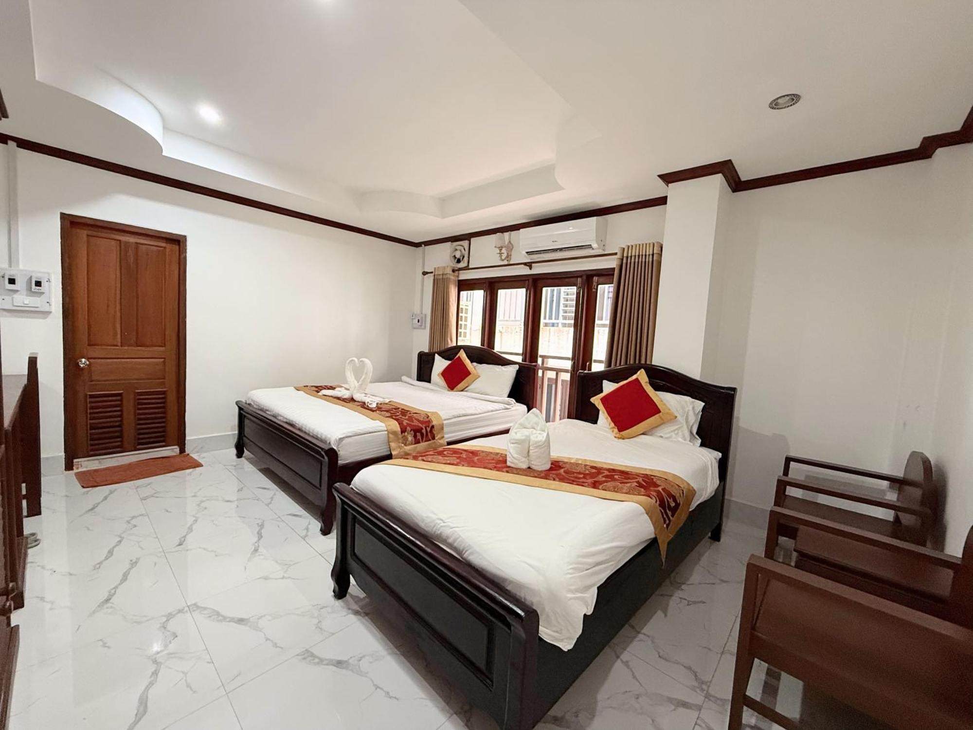 Vangvieng Sisavang Mountain View Hotel Vang Vieng Ngoại thất bức ảnh