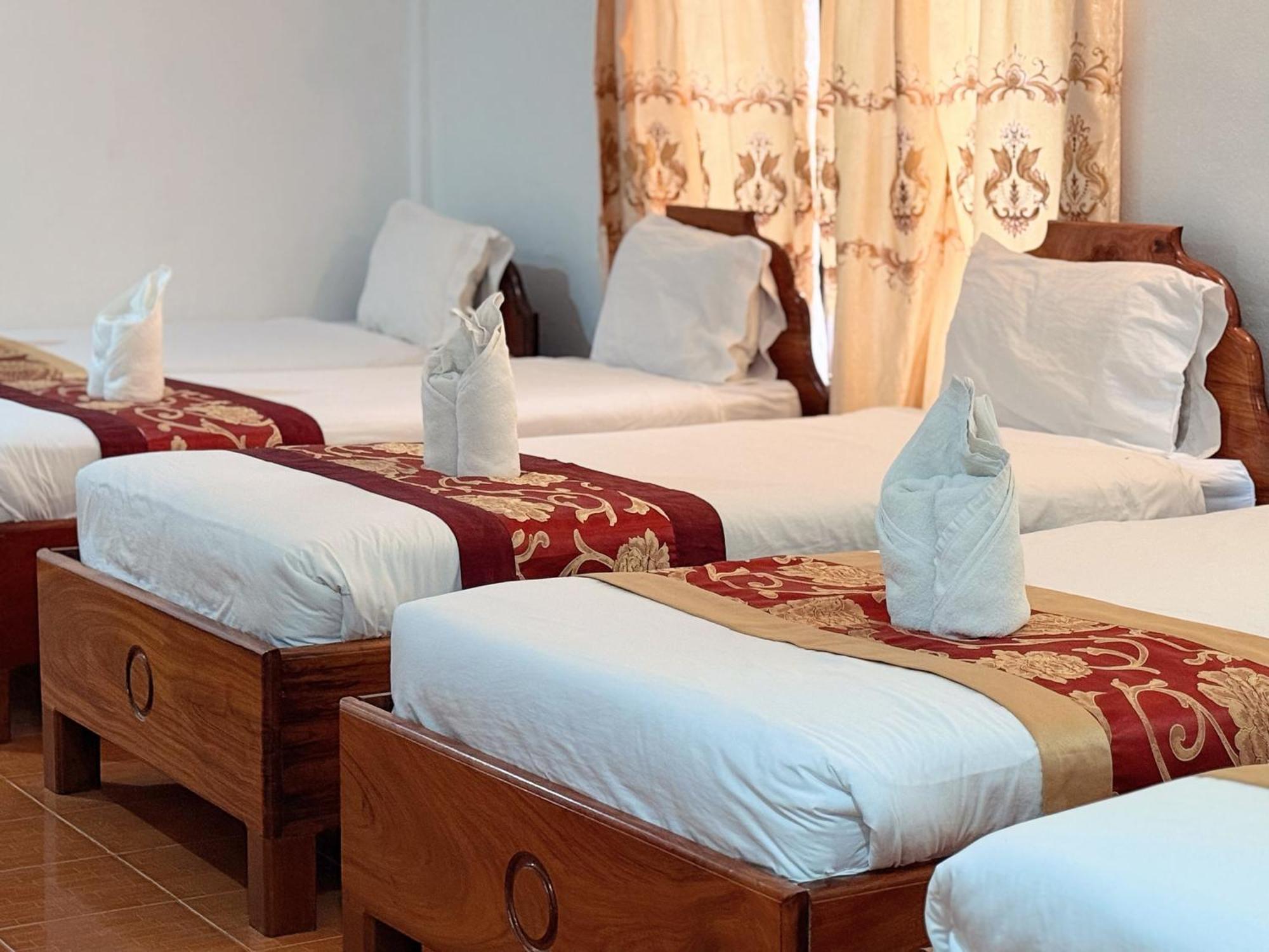 Vangvieng Sisavang Mountain View Hotel Vang Vieng Ngoại thất bức ảnh